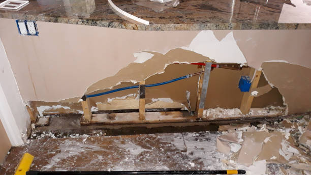 Local water damage restoration in Four Corners, MD