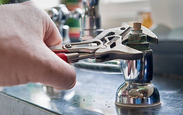 Best Sewage cleanup and water damage restoration  in Four Corners, MD